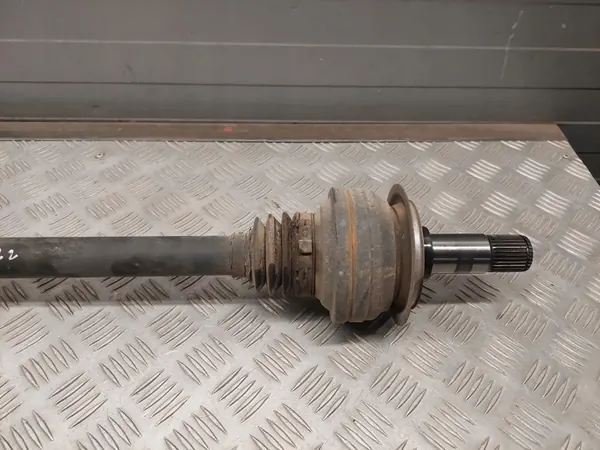 Mercedes-Benz S W222 A2220101 Bakre drivaxlar image 4