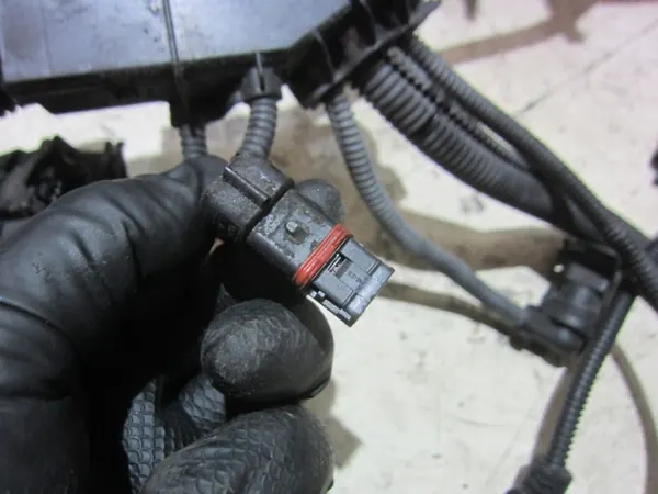 Harness Motor BMW OEM 12517646881 para 335i N55 image 7