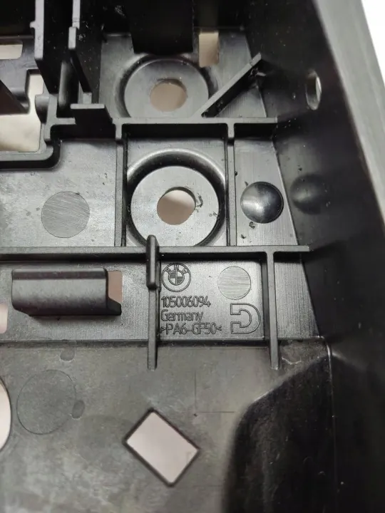 Apoio de braço consola central BMW X1 E84 2012 OEM 105006094 image 9
