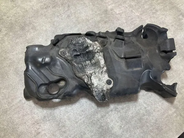 Couvercle moteur Ford OE GK2Q6A949AB pour Transit Connect image 4