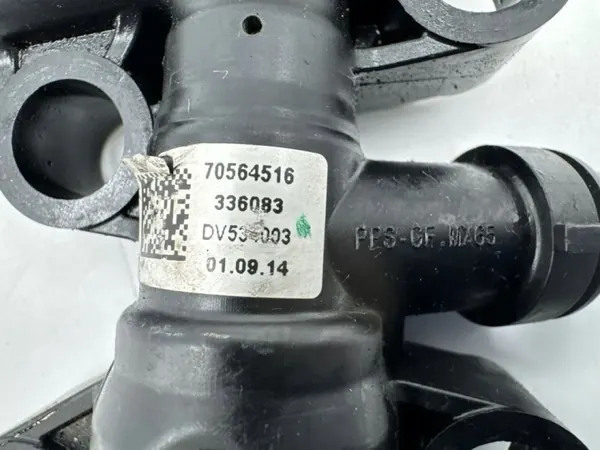 Thermostat de refroidisseur d'huile BMW OEM 70564516 - Occasion image 9