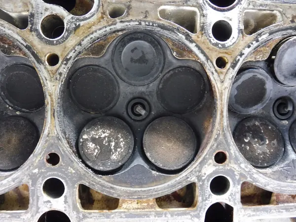 Cabeza de Cilindro Audi VW Skoda 1.8 20V ADR AGN image 9