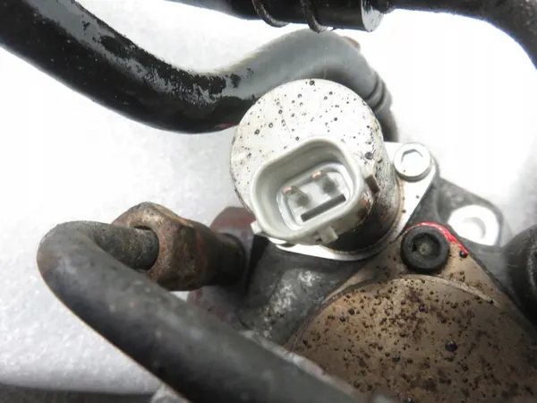 Hochdruckpumpe Nissan Primera 16700AW401 image 2