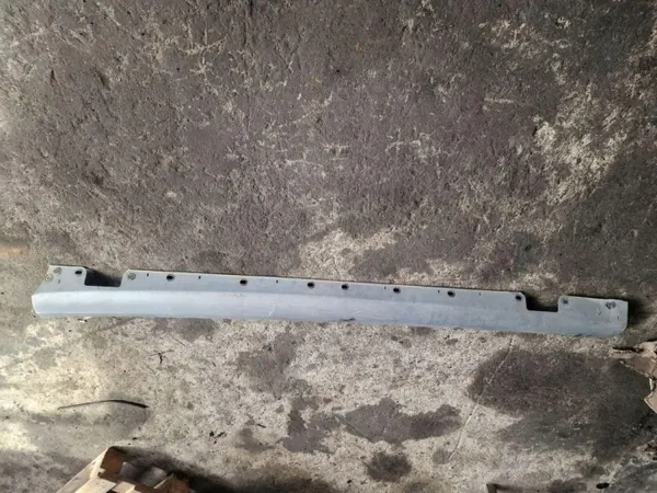 Linker dorpelbeschermer OEM A2116900140 Mercedes E W211 image 2