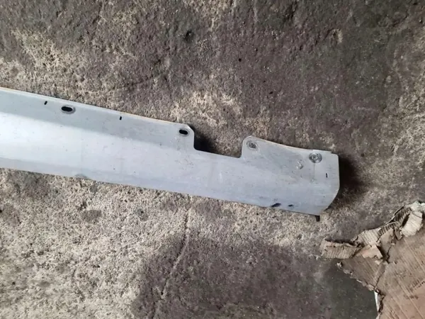 Linker dorpelbeschermer OEM A2116900140 Mercedes E W211 image 3