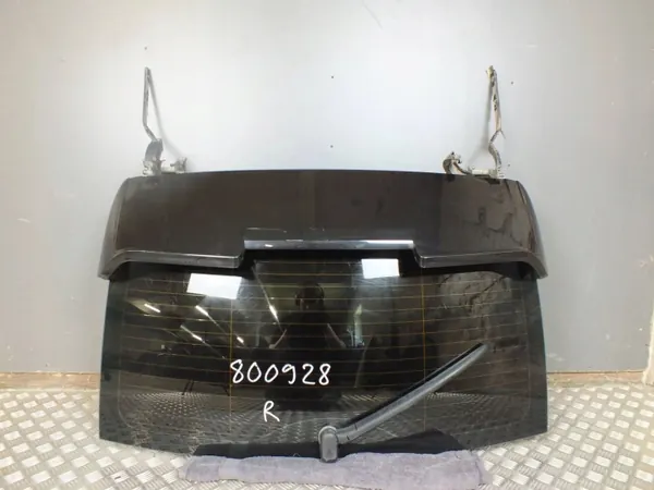 Vitre latérale arrière PORSCHE noire d'occasion image 2