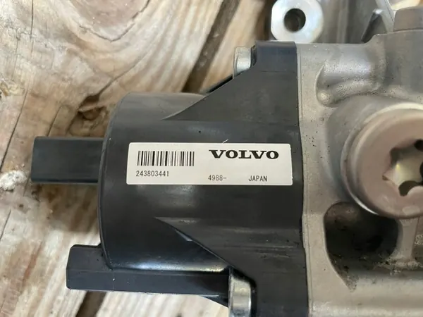 Volvo OEM 31437399 Thermostat & Pompe à Huile Boîte image 4