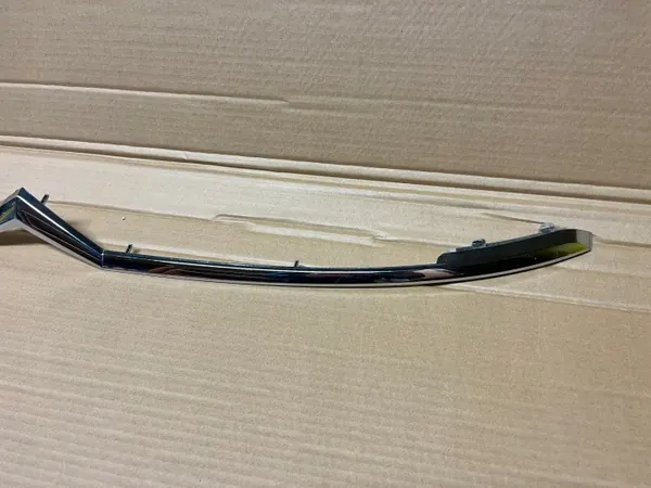OEM 2001579 Moldura Cromada Parachoques Delantero Citroen C5 image 4