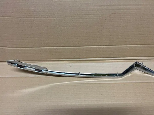OEM 2001579 Moldura Cromada Parachoques Delantero Citroen C5 image 6