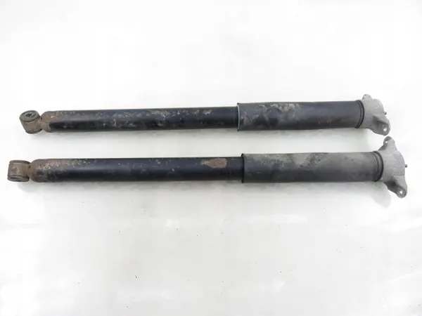 Takaistuttimet OEM IQDC Ford Focus III:lle image 2