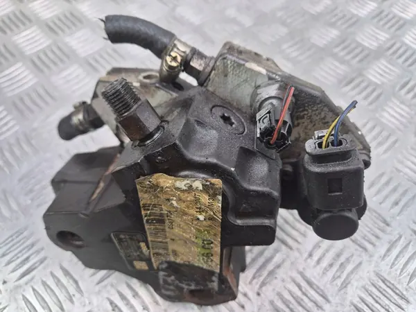 Mercedes-Benz OE A6420700501 Brandstofpomp image 3