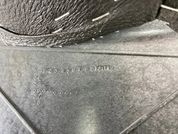 Accoudoir console OEM 123456789101112P pour Corvette C6 image 10