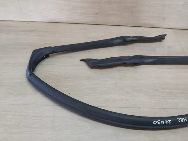 Toyota MR2 kattotiiviste OEM MR2 30 USZCZELKA DACH image 4