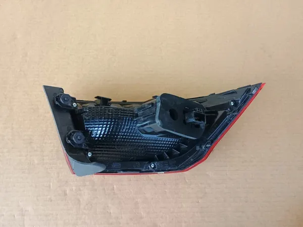 VW PASSAT B8 Luz Trasera Derecha 3G5945096 F image 3