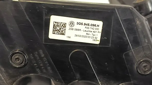Lámpara Trasera Derecha Volkswagen Passat B8 Sedán OEM 3G5945096H image 2