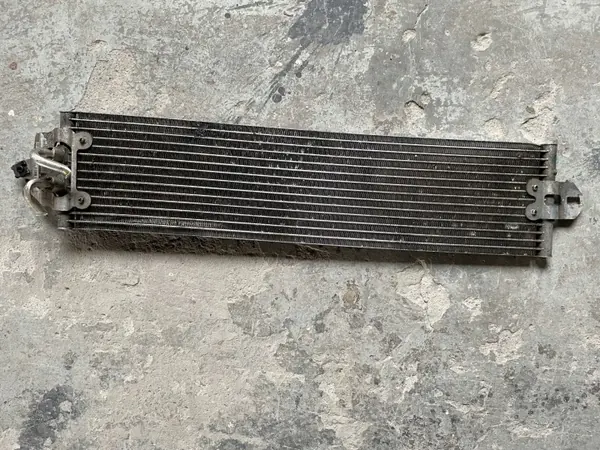 Refroidisseur d'huile d'occasion OEM 7L0317021 Audi Q7 4L image 2