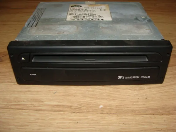 Lecteur navigation OEM YIB000190 pour Range Rover L322 image 2