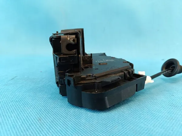 Skoda Dörrlås 5TB837016C image 4