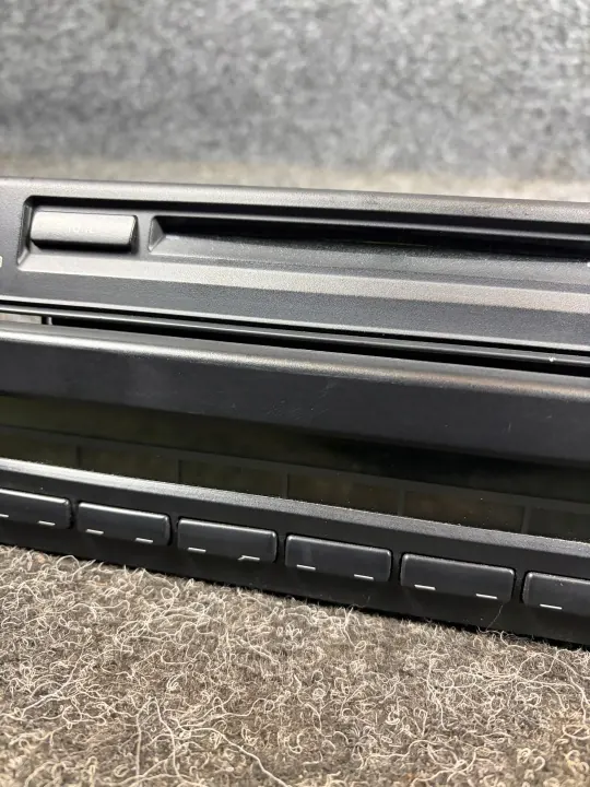 Trocador CD BMW E39 OEM 6909141 6943433 - Usado image 3