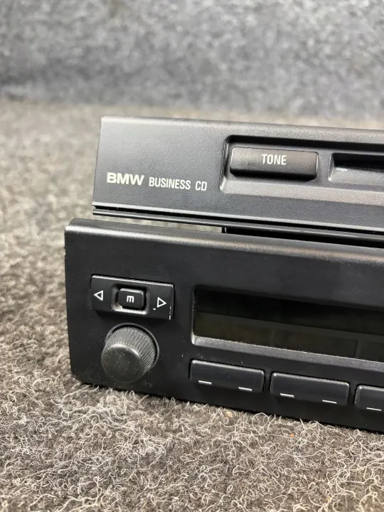 Trocador CD BMW E39 OEM 6909141 6943433 - Usado image 4