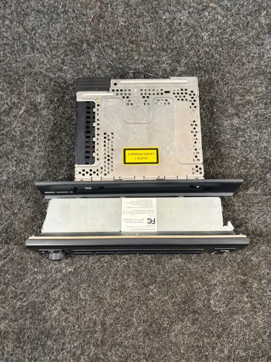 Trocador CD BMW E39 OEM 6909141 6943433 - Usado image 5
