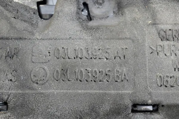 Couvercle moteur OEM 03L103925AR pour Seat Altea image 4