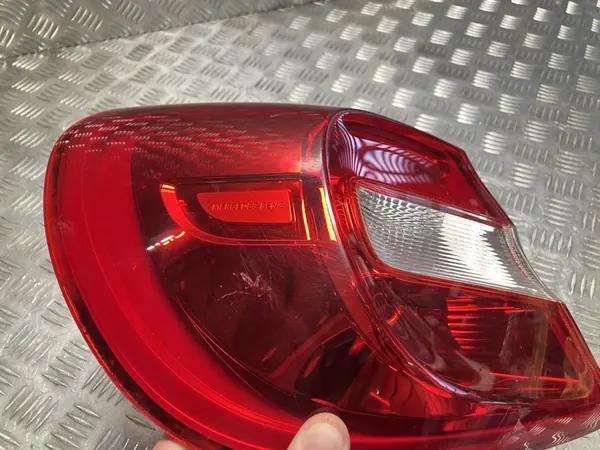 MERCEDES GLA W156 LUZ TRASERA IZQUIERDA A1569060758 image 4