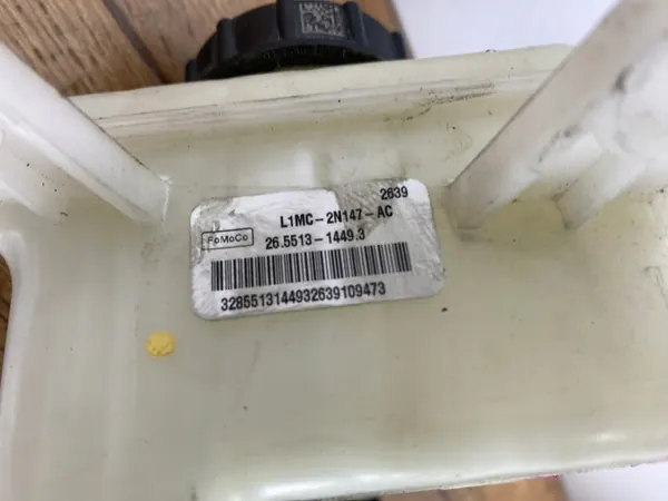 Réservoir de liquide de frein Ford OE L1MC-2N147-AC image 8