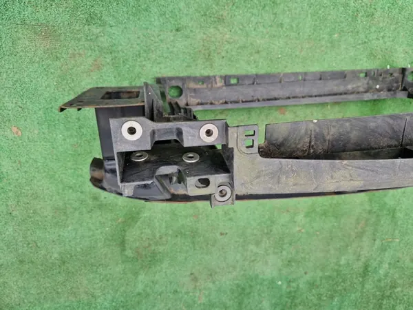 Para-choque dianteiro SKODA SUPERB 2015 3V0805588B image 8