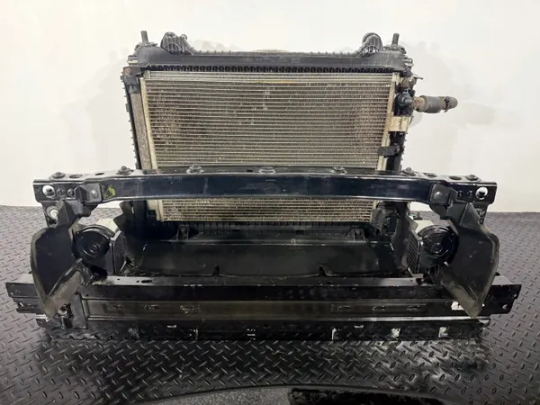 OEM PAS PRZEDNI framstötfångare Jaguar XF X260 image 5