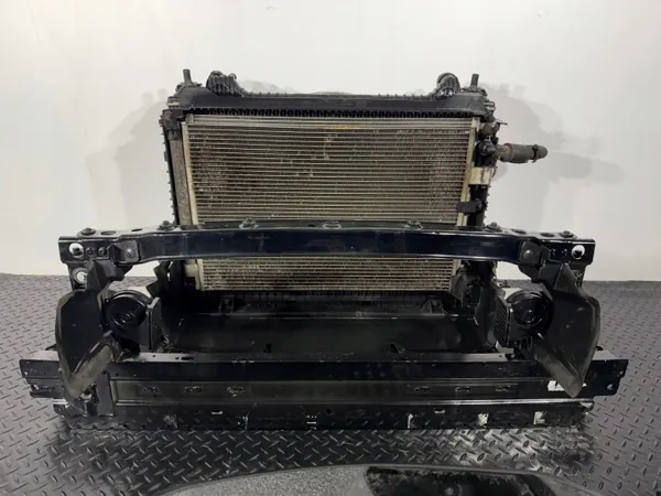 OEM PAS PRZEDNI framstötfångare Jaguar XF X260 image 6