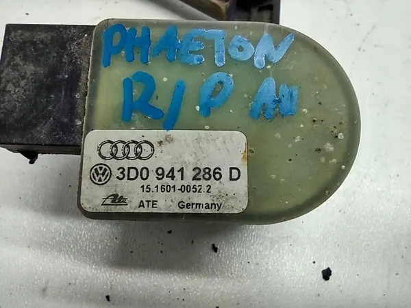 Sensor de Nível de Farol Xenon VW Phaeton Direito Frontal OEM image 4