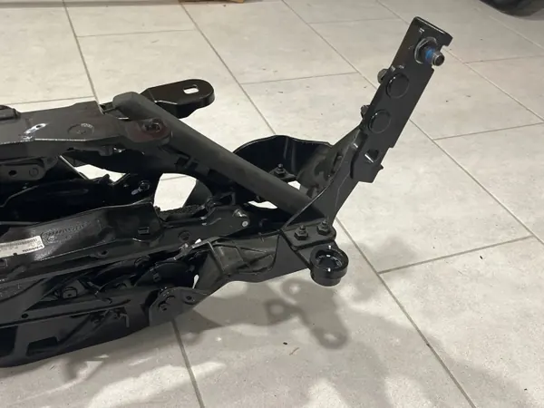 Gebrauchtes Chevrolet Corvette C8 Cabrio-Verdeck OEM 90000119317 image 8