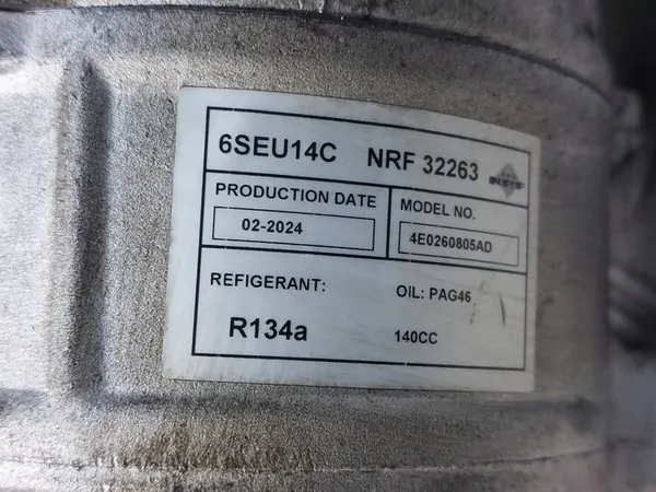 Compressore AC Audi A8 D3 3.0 TDI image 2