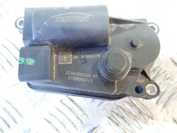 Válvula de escape Chevrolet Corvette C8 2020- 84896578 image 2