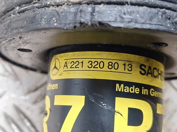 Framstötdämpare höger sida Mercedes-Benz CL C216 A2213208013 image 10