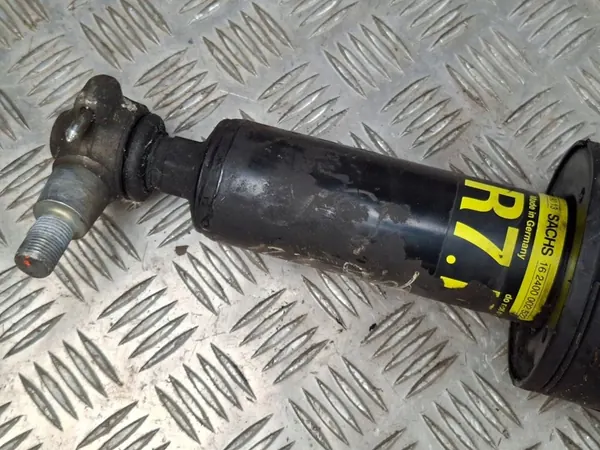 Framstötdämpare höger sida Mercedes-Benz CL C216 A2213208013 image 9