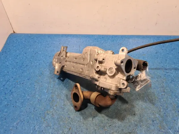 Gebruikte Volkswagen EGR-koeler OEM NRF2002282 image 9