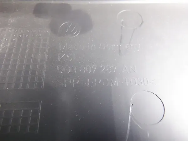 Rekisterikilven Kehys VW Golf 7 image 3