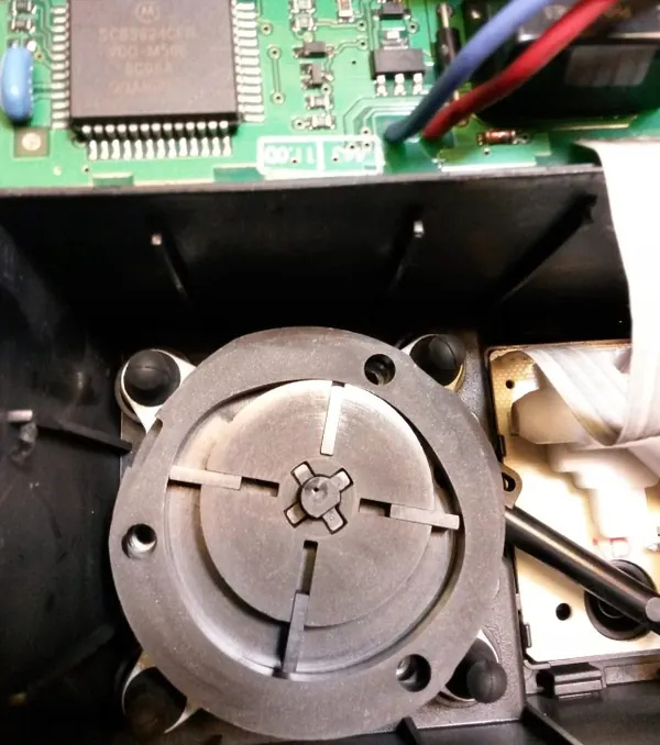 Compressor de fecho central Audi OEM 8LO862257G image 9
