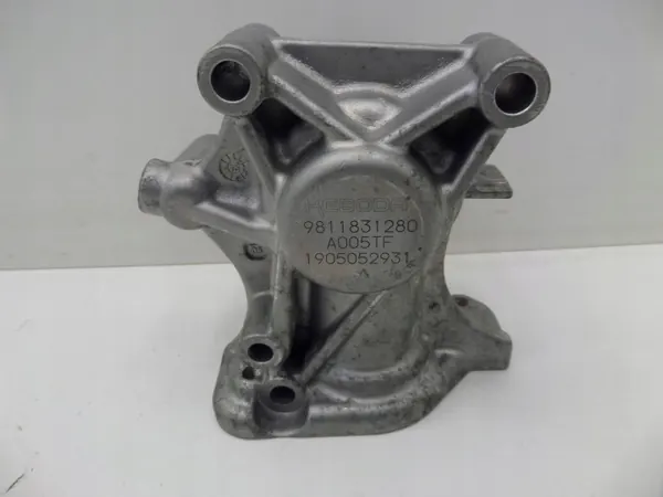 Insprutningspump Peugeot 3008 II OEM 9811831280 image 3