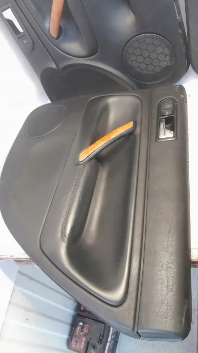 Paneles Laterales Puerta VW Passat B5 OEM VVW PASAT B5 image 4