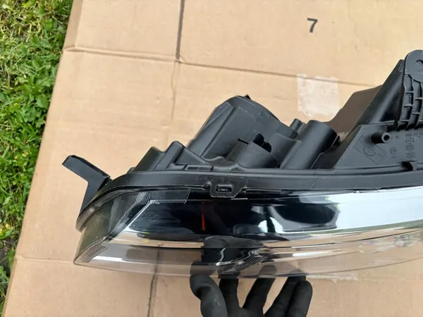 DACIA SANDERO II 2 LIFT 17+ VASEN LED VALO 260604218R image 5