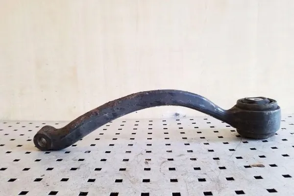 Braccio di Controllo Anteriore BMW 3 TOURING (E91) 2006 OEM 6768984 image 3