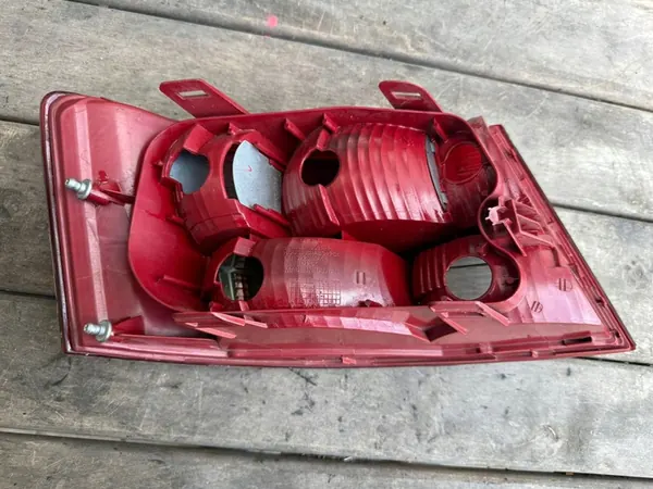 AUDI A6 C6 2004-2008 Oikea Takavalo 4F5945096D image 5