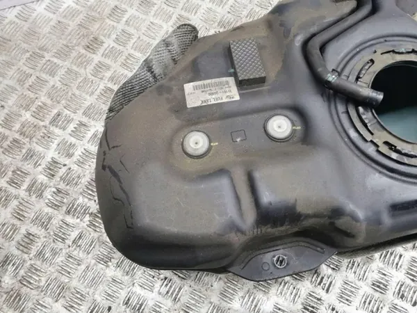 Hyundai polttoainesäiliö OEM 31161-Q0000 i20 III image 7