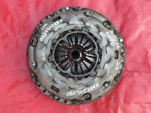 Volante de Dupla Massa + Embreagem 2.0 TFSI 200CV 06F105266K image 2