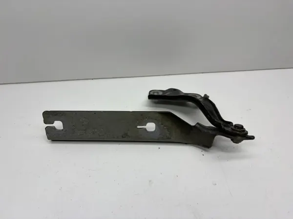 Audi A3 8Y linke Motorhaubenscharnier OEM 8Y0823301B image 2