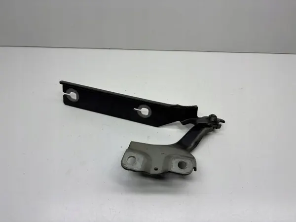 Audi A3 8Y linke Motorhaubenscharnier OEM 8Y0823301B image 4