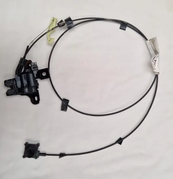 Fecho porta-malas Ford Mustang FR3B-7643282-CB 2015-2023 image 2